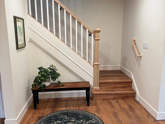 2nd image of 202 Chestnut St