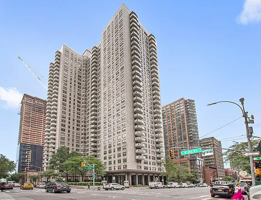 Rented by Compass | media 9