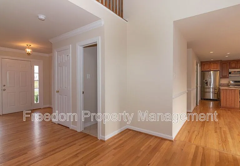 80 Brookshire Dr — Photo 32