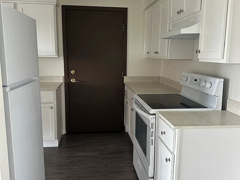 10712 Marylane #3B — Photo 1