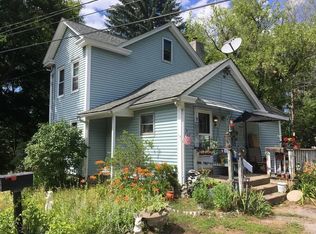 33 Homecrest Ave, Ware, MA 01082