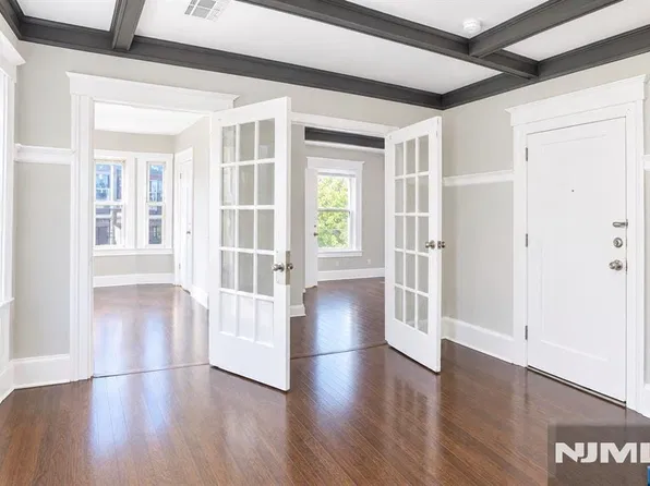 58-60 Clinton Pl, Newark, NJ 07108