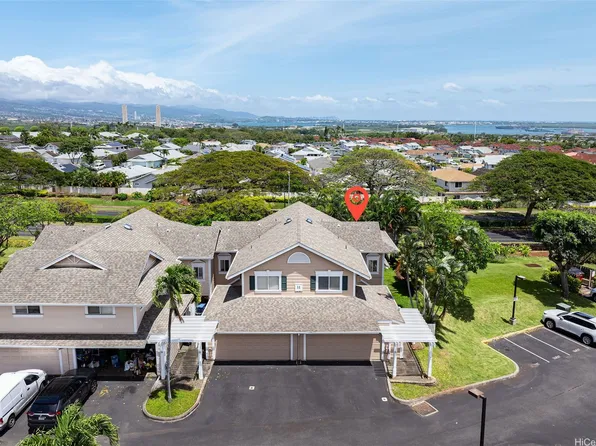 94-831 Lumiauau St APT H104, Waipahu, HI 96797
