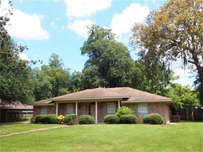 119 Redbud St, Lake Jackson, TX, 77566