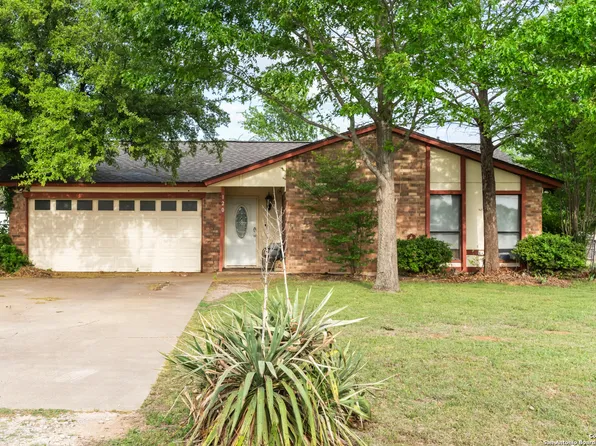120 Westridge Dr, Springtown, TX 76082