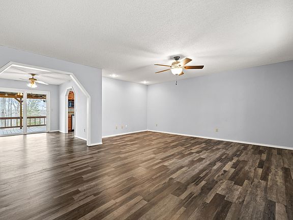 3rd image of 252 County Road 97