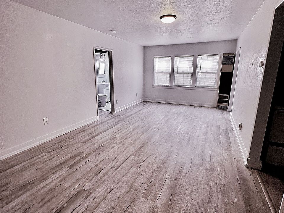 Building Photo 5