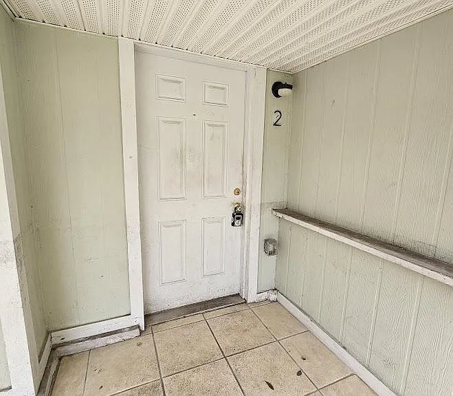 925 Phillips St #2 — Photo 11