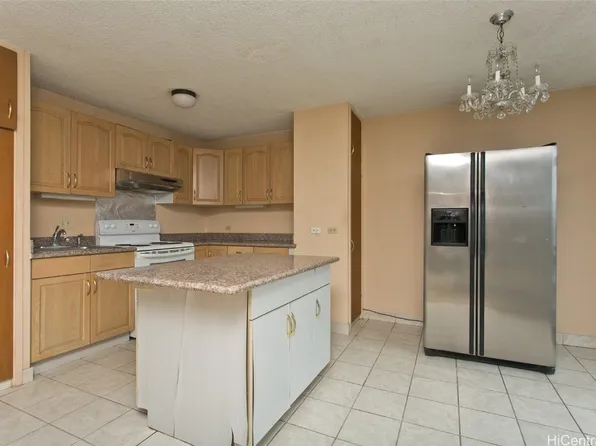 757 Kinalau Pl APT 1501, Honolulu, HI 96813
