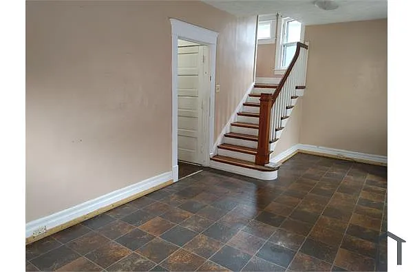 2109 Grand Ave photo 1