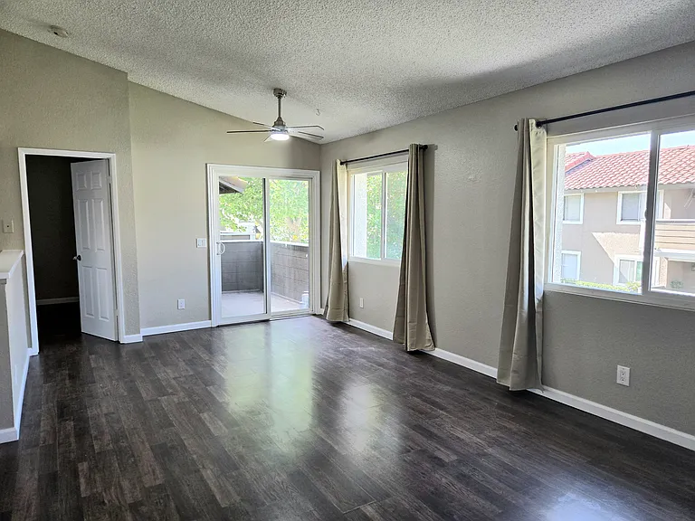 3645 Country Oaks Loop #F — Photo 4