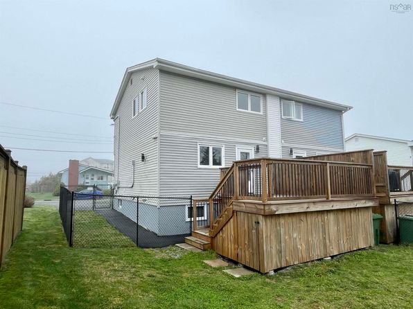 12 A Linden Ln, Halifax, NS B3R 1M9
