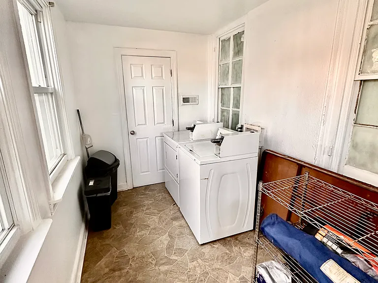 246 W Harvey St #3F — Photo 9