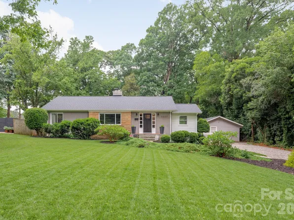 3227 Driftwood Dr, Charlotte, NC 28205