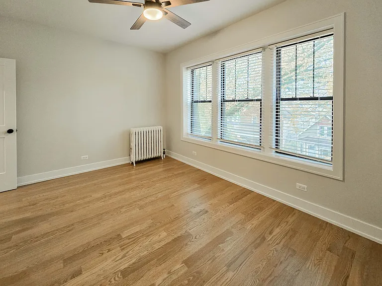 4953 N Oakley Ave #3 — Photo 3