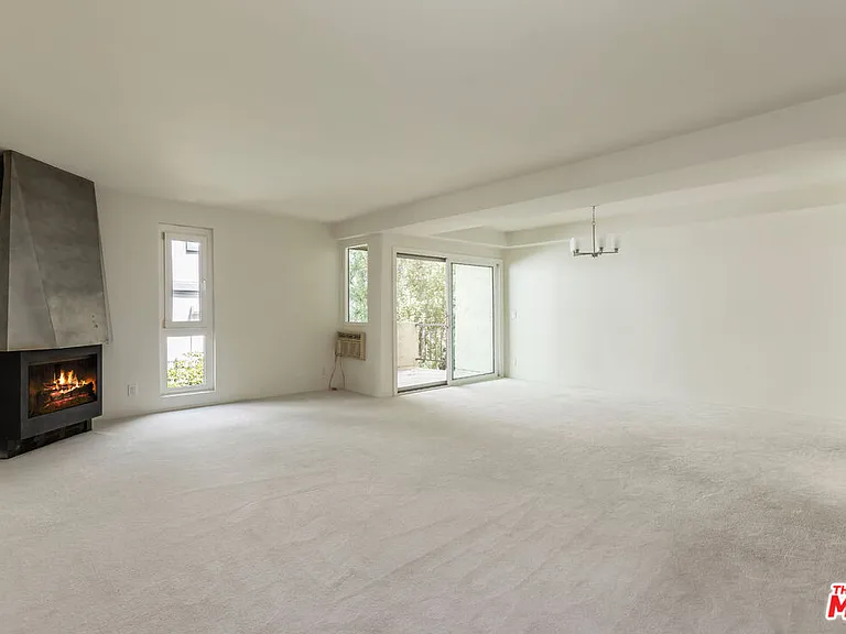 11789 Montana Ave #9 — Photo 6