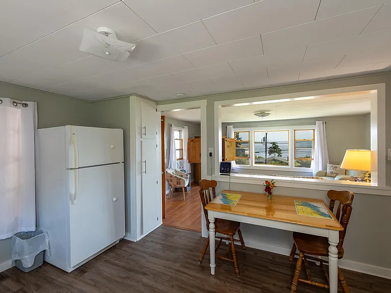 21 Cedar Beach Rd — Photo 10