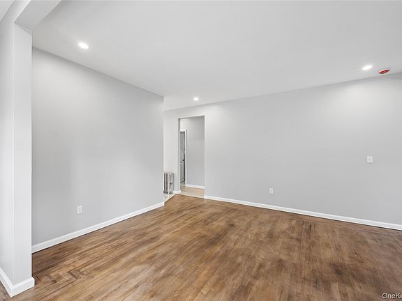 4th image of 261 Marcellus Road