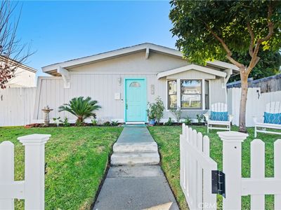 8382 Hillhead Dr, Huntington Beach, CA, 92646