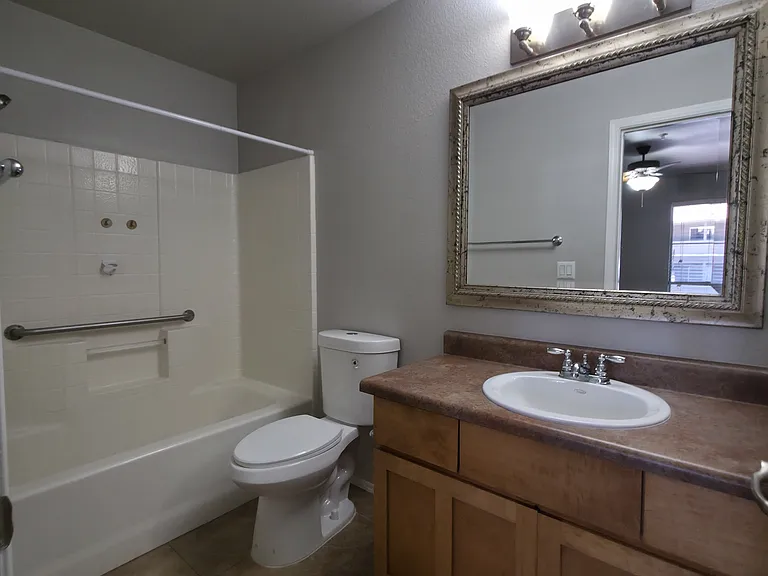1185 W University Ave — Photo 6