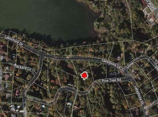 5 Pine Tree Rd, Asheville, NC 28804