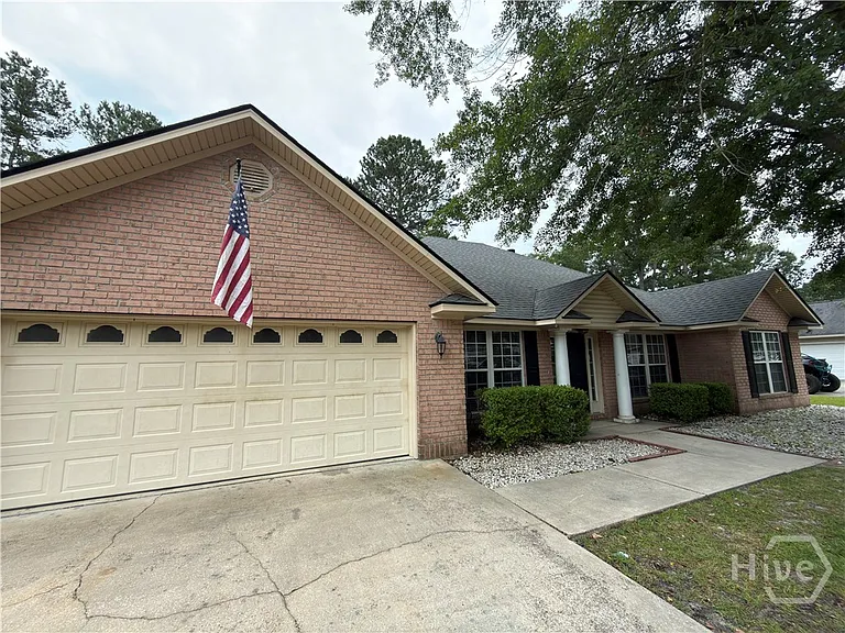 132 Marshview Dr — Photo 1