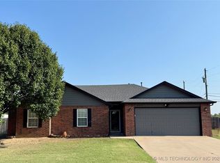 18847 Valley Ave, Collinsville, OK 74021