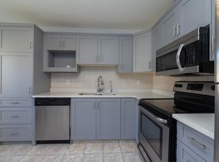 Charlton Place, Edmonton, AB T6K 4C7