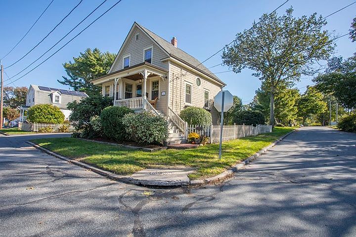 1899 Zachariah Houle House 