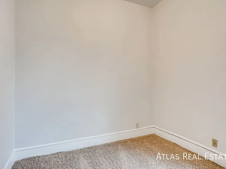 2945 N Marion St — Photo 11