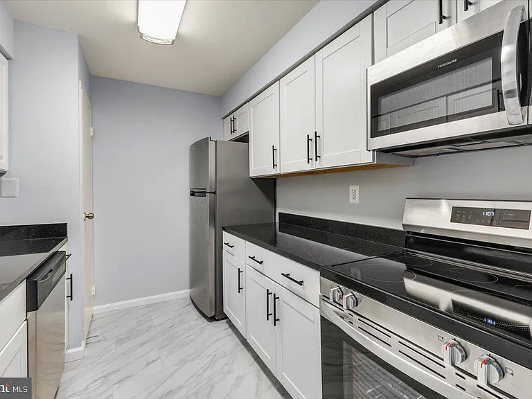 5300 Holmes Run Pkwy #1210 — Photo 21