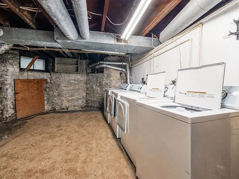 227 E Northwood Ave — Photo 32
