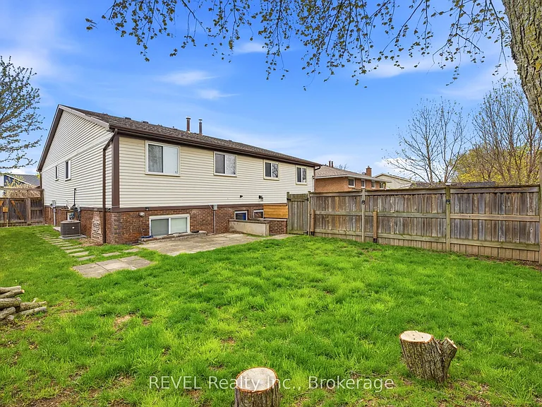 14 Deborah Ct — Photo 19
