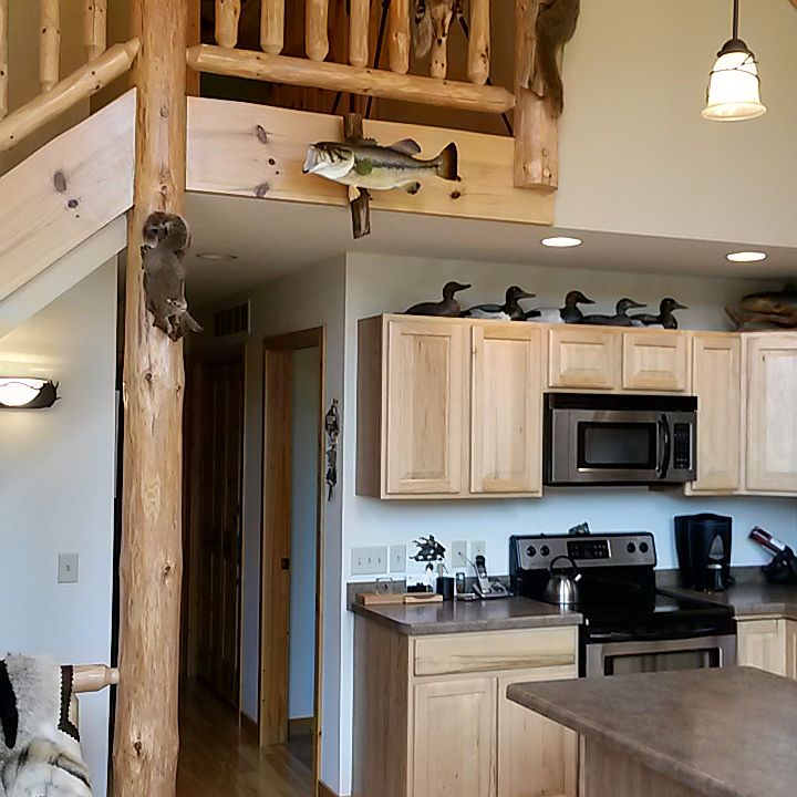 Upper Lvl Master BR Landing