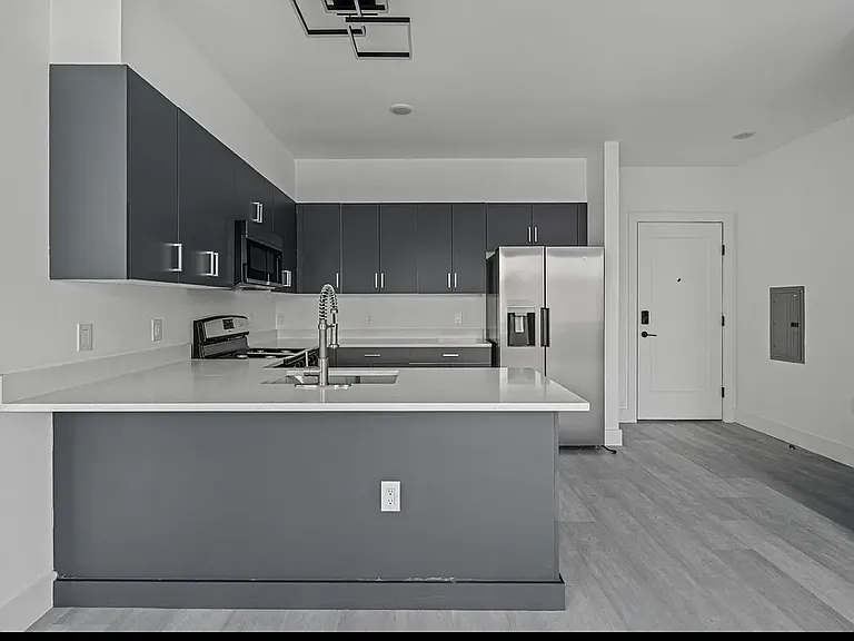 352 Union Ave #210 — Photo 22