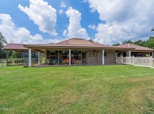 1030 Diane Cir, Summit, MS 39666