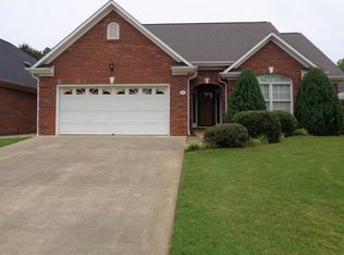 815 White Magnolia Dr, Inman, SC 29349