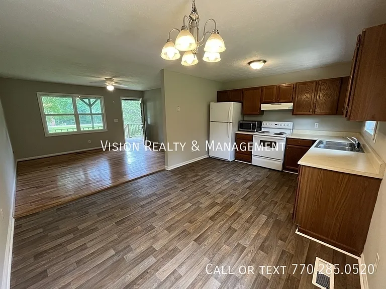 106 Barton Ln — Photo 29