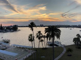 1868 Shore Dr S APT 608, South Pasadena, FL 33707