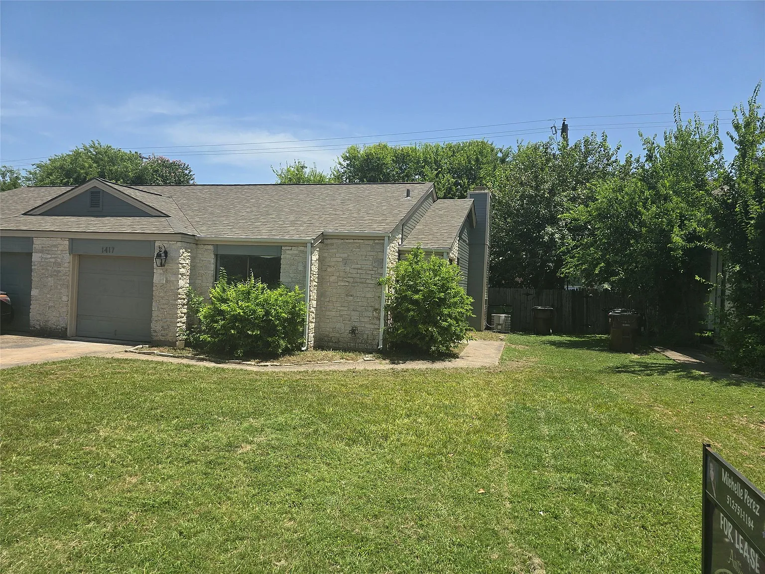 2 bed, 2.0 bath, 882 sqft, $1,575 — Photo 1