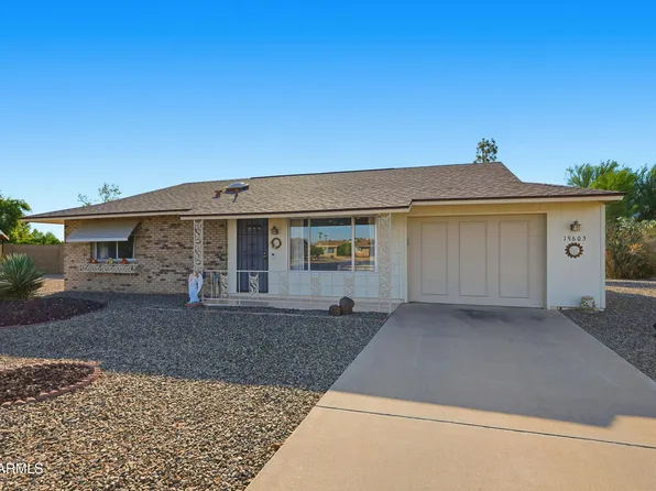 19605 N PINE SPRINGS Drive, Sun City, AZ 85373
