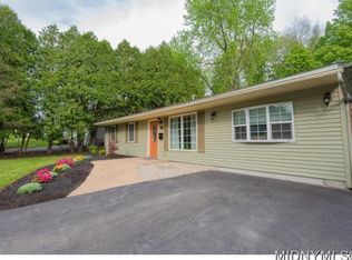 402 Brody Dr, Utica, NY 13502