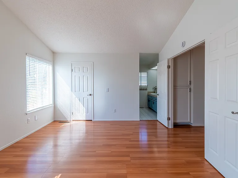 16 Brighton Dr — Photo 23