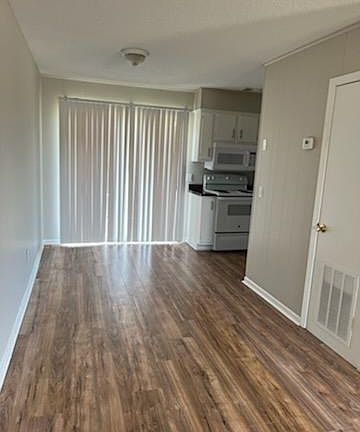 3rd image of 226 Medical Dr APT 47