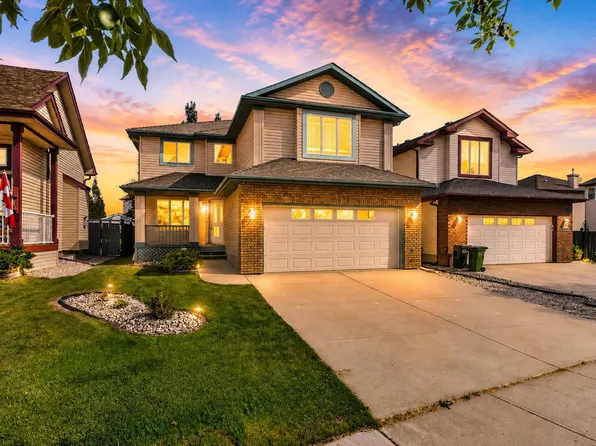 2035 Blackmud Creek Dr SW, Edmonton, AB T6W 1E7