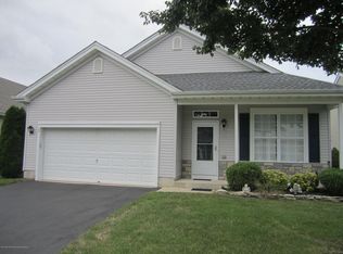 28 Robin Ln, Barnegat, NJ 08005