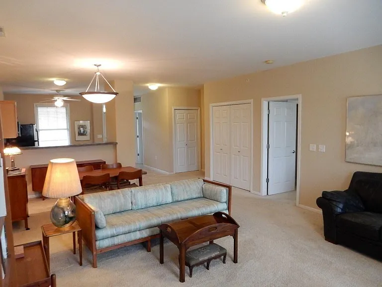 1116 Foster Rd — Photo 4