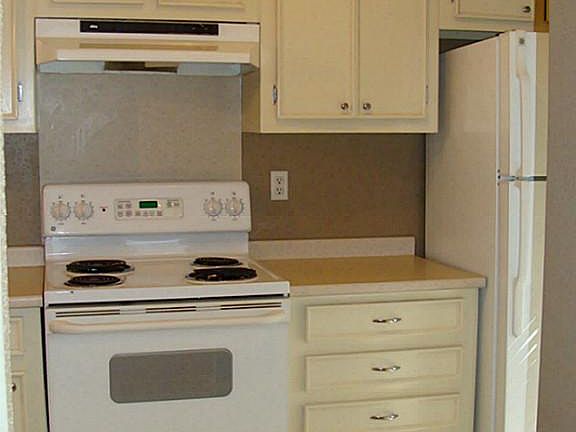 5th image of 1715 Moritz Dr APT 12