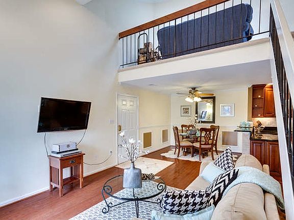 2nd image of 6922 Mary Caroline Cir #K