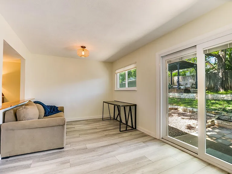 6508 Sunnysky Way — Photo 12